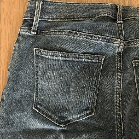 Old Navy High Rise Wow Straight Medium Wash Jeans - Picture 4 of 4